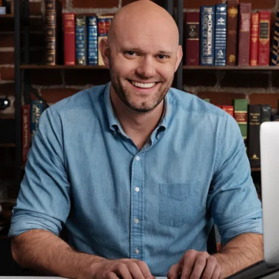 James Clear