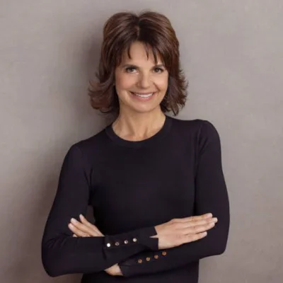 Lisa McCarthy