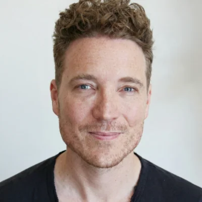 Shane Snow